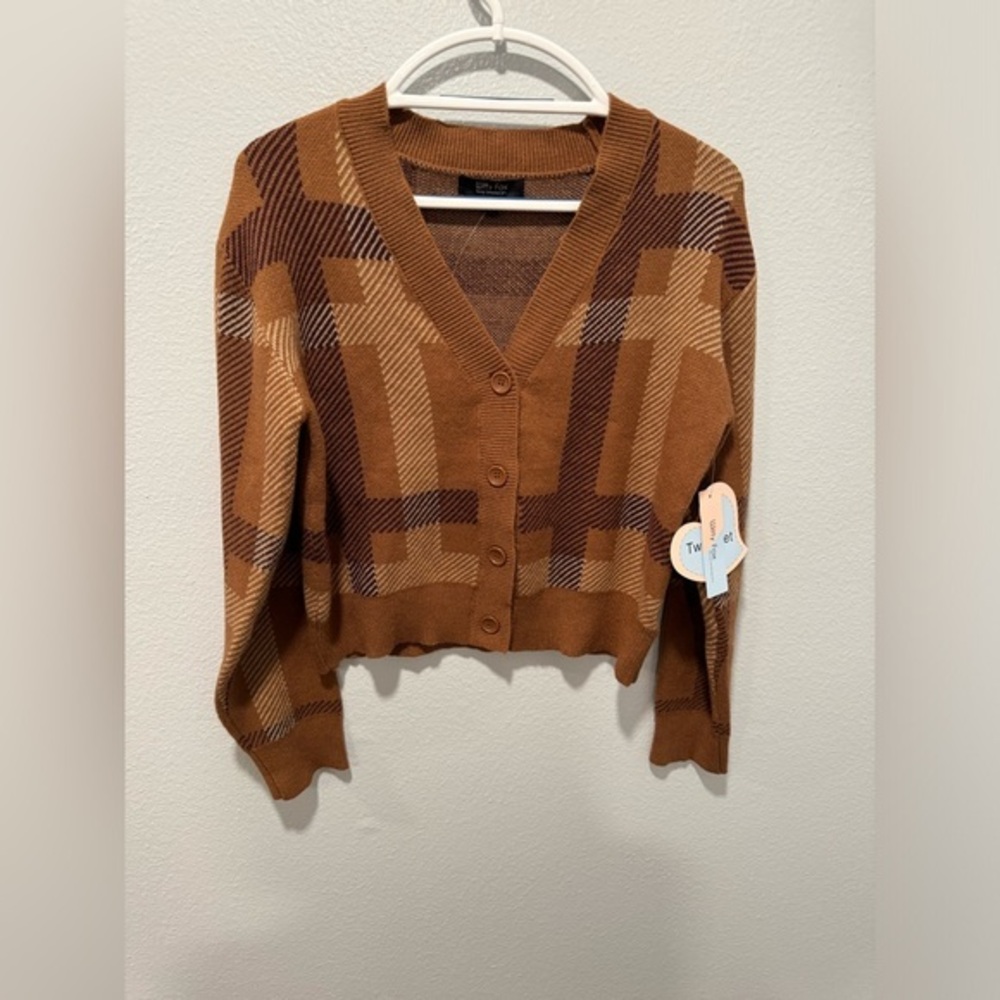 Witty Fox Brown Cardigan Size Medium NWT